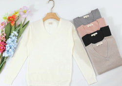 V Neck Long Sleeved Fine Knit