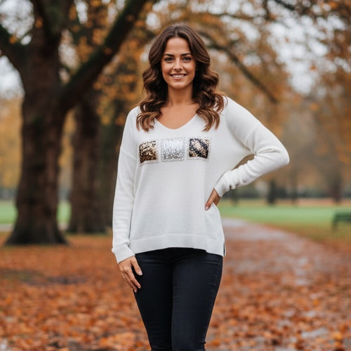 Animal Sequin Embellished V Knit Jumper