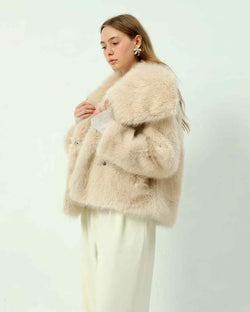Big Collar Soft Touch Luxurious Faux Fur Coat