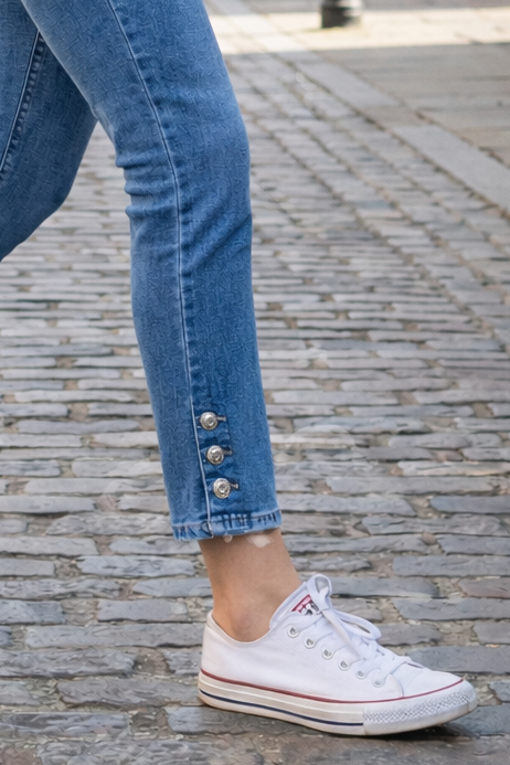 Slim Fit Silver Stud Ankle Grazer Voggo Jeans