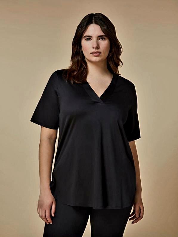 Nero Satin V Neck Short Sleeve Tshirt