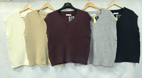 Oversized V Mini Cable Slipover Knit Vest