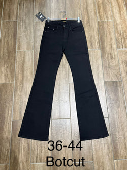 Black Bootcut Voggo Jeans