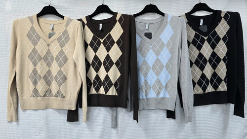 Argyle V Neck Soft Fine Knit