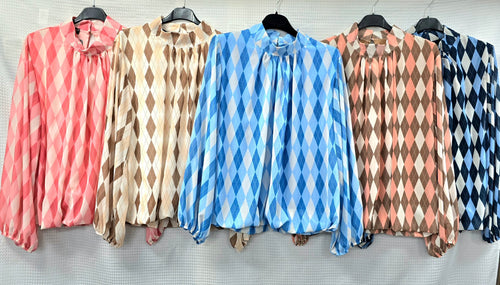 Harlequin Diamond Print Bubble Hem Blouse