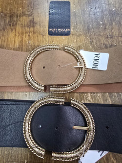 Gold Oval Buckle Suedette Stretch Belt