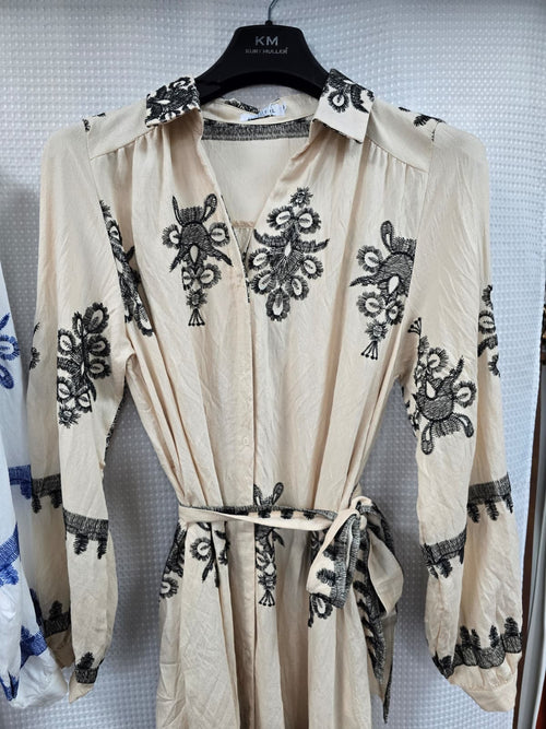 Tara Linen Look Button Belted Embroidery Shirt Dress