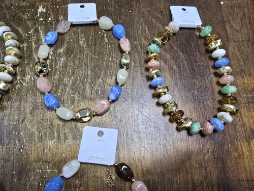 Luxury Resin Multi Gold Bead Necklace