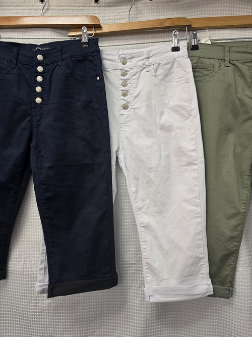 Silver Button Detail Capri Cotton Stretch Voggo Short Jeans