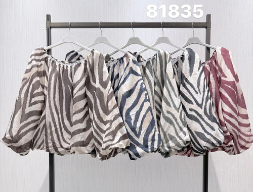 Marble Bubble Hem Blouse