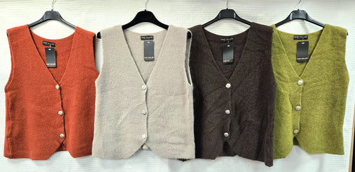 Alpaca Soft Touch Gold Button waistcoat
