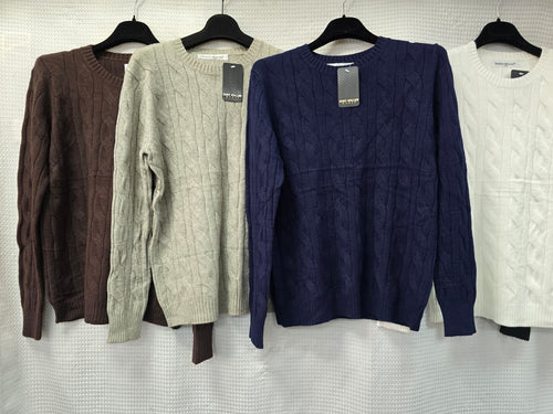 Cable Soft Touch Crew Knit