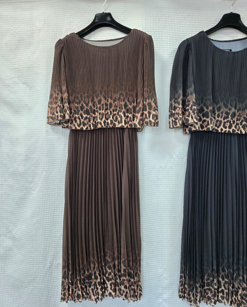 Leopard Digital Print Cape Pleated Maxi Dress