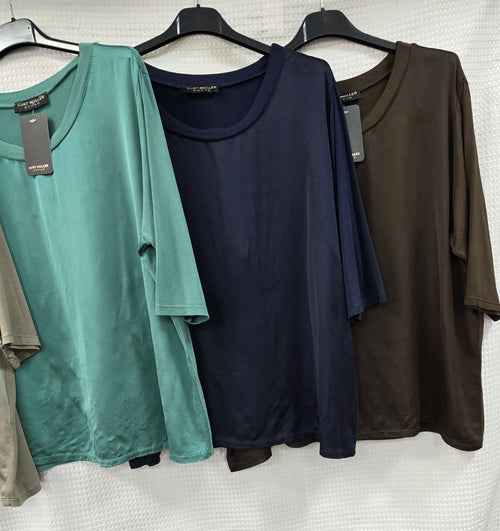 Crew Neck Sateen Top