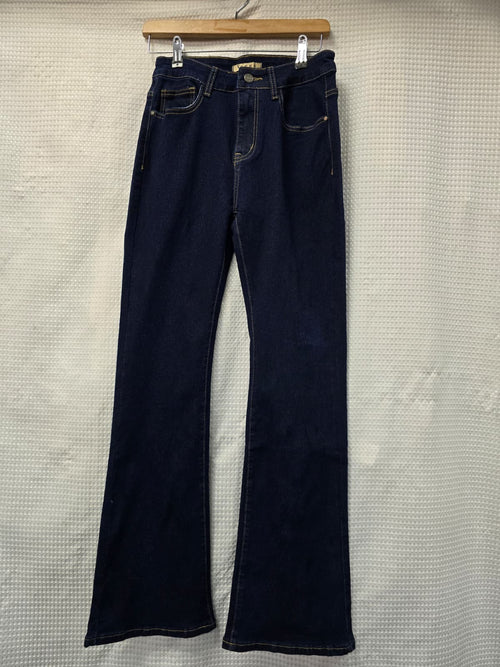 Plain Dark Indigo Wash Bootcut Voggo Jeans