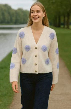 Strawberry 3d daisy knit Cardigan